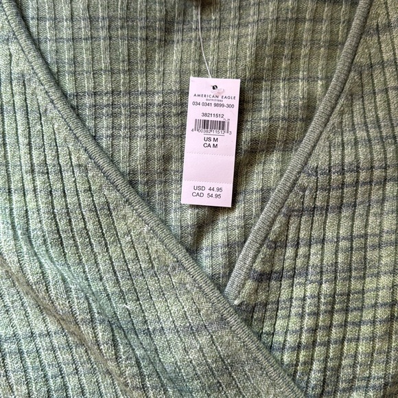 NWT American Eagle Olive Ribbed Knit Sweater M - Picture 3 of 5